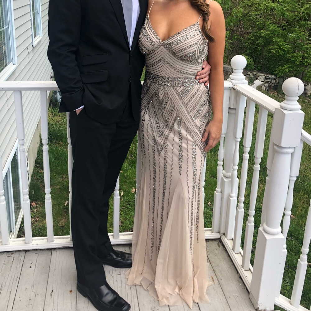 Beaded formal dress worn once